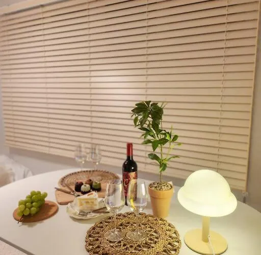 Pin Lights 아파트